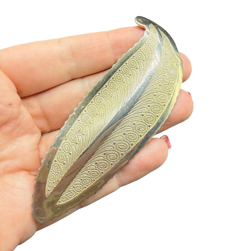 Vintage Jewelry Gold Tone Feather Brooch Pin